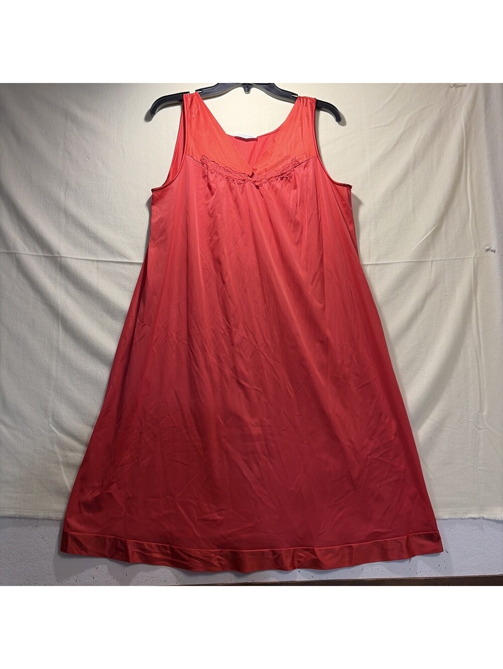 Vintage Vanity Fair Ladies M Red Short Sexy Gown Slip Dress Mad In USA Nylon